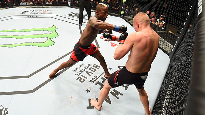 Marc Diakiese delivers second round knockout against Lukasz Sajewski at UFC 204