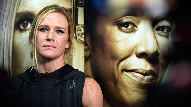 BROOKLYN, NY - FEBRUARY 09: Holly Holm holds an open workout for fans and media at Gleason's Gym on February 9, 2017 in Brooklyn, New York. (Photo by Jeff Bottari/Zuffa LLC)