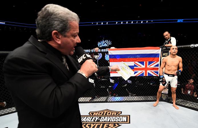 PHOENIX, AZ - JANUARY 15: Bruce Buffer introduces BJ Penn as enters the Octagon before facing Yair Rodriguez of Mexico in their featherweight bout during the UFC Fight Night event inside Talking Stick Resort Arena on January 15, 2017 in Phoenix, Arizona. (Photo by Jeff Bottari/Zuffa LLC)