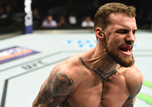 <a href='../fighter/daniel-spitz'>Daniel Spitz</a> celebrates after defeating <a href='../fighter/Anthony-Hamilton'>Anthony Hamilton</a> in their heavyweight bout during the UFC Fight Night event inside the PPG Paints Arena on September 16, 2017 in Pittsburgh, PA. (Photo by Josh Hedges/Zuffa LLC)“ align=“right“/>Daniel Spitz picked up his first UFC win in heavyweight action, as he knocked out veteran Anthony Hamilton in less than a minute.</p><p>Spitz was light on his feet as the bout began, but when the two engaged 20 seconds in, he landed a right hand and then took Hamilton down. Hamilton tried to bounce back up, but he was nailed with another right that basically ended matters, with referee Dan Miragliotta stepping in at :24 of the opening frame.</p><p><span class=