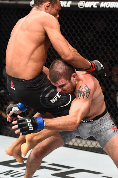 <a href='../fighter/Francisco-Trinaldo'><a href='../fighter/Francisco-Trinaldo'>Francisco Trinaldo</a></a> lands a knee to the face of <a href='../fighter/Jim-Miller'><a href='../fighter/Jim-Miller'>Jim Miller</a></a> in their lightweight bout during the UFC Fight Night on Oct. 28, 2017 in Sao Paulo, Brazil. (Photo by Josh Hedges/Zuffa LLC)“ align=“left“/>Jim Miller fought in his record 28th UFC fight Saturday, but it was Francisco Trinaldo’s night, as he won a three-round unanimous decision over the New Jersey veteran in a lightweight bout.</p><p>Scores were 29-28 across the board.</p><p>The fight hit the mat in the opening minute, Trinaldo scrambling his way into the top position, which he used to bull Miller into the fence. Ninety seconds in, the fight returned to a standing position, but Miller took his foe down midway through the frame and kept him grounded until the closing seconds.</p><p>Round two was a close one until late in the frame, as Trinaldo took advantage of a failed guillotine choke attempt to deliver some punishment from above as the two battled on the mat.</p><p>Despite telling his corner that he had nothing left between rounds, Miller still looked to make something happen, but an early takedown attempt was a last stand of sorts, as Trinaldo rebuffed the attempt and pressed his advantage, clearly taking the round and the fight.</p><p>Brasilia’s Trinaldo improves to 22-5 with the win; Sparta’s Miller falls to 28-11 with 1 NC.</p><p><strong>SANTOS vs HERMANSSON</strong></p><p><img class=