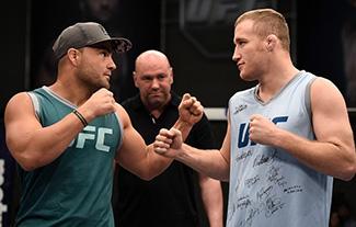 Eddie Alvarez and Justin Gaethje face off during the filming of The Ultimate Fighter: A New World Champion at the UFC TUF Gym on August 18, 2017 in Las Vegas, Nevada. (Photo by Brandon Magnus/Zuffa LLC)