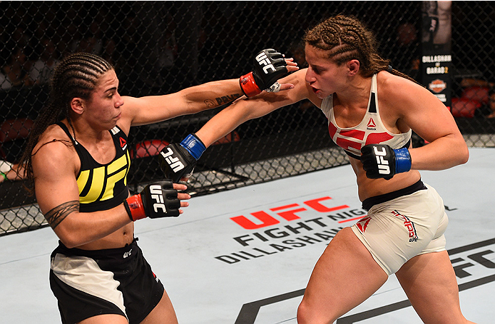 <a href='../fighter/Sarah-Moras'>Sarah Moras</a> punches <a href='../fighter/Jessica-Andrade'>Jessica Andrade</a> during their bout in 2015″ align=“center“/><p><strong>Sarah Moras</strong></p><p>Part of the first female cast on Season 18 of <a href=