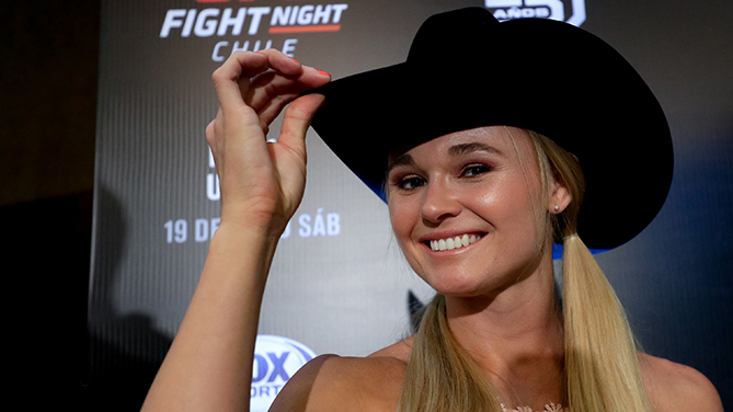 Andrea Lee poses for photographers during Ultimate Media Day on May 17, 2018 in Santiago, Chile. (Photo by Buda Mendes/Zuffa LLC)