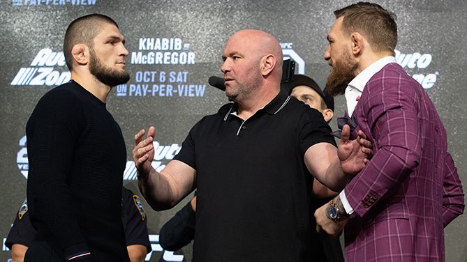 NEW YORK, NY - SEPTEMBER 20: UFC lightweight champion <a href='../fighter/Khabib-Nurmagomedov'>Khabib Nurmagomedov</a> (L) and <a href='../fighter/Conor-McGregor'>Conor McGregor</a> (R) face off after the UFC 229 press conference at Radio City Music Hall on September 20, 2018 in New York, NY. The two will meet in the main event on October 6, 2018 at the T-Mobile Arena in Las Vegas, Nevada. (Photo by Ed Mulholland/Zuffa LLC via Getty Images) “ align=“center“/>Two events on opposite sides of the continent, separated by two weeks; one in a familiar locale and the other a first-time stop.</div><p class=
