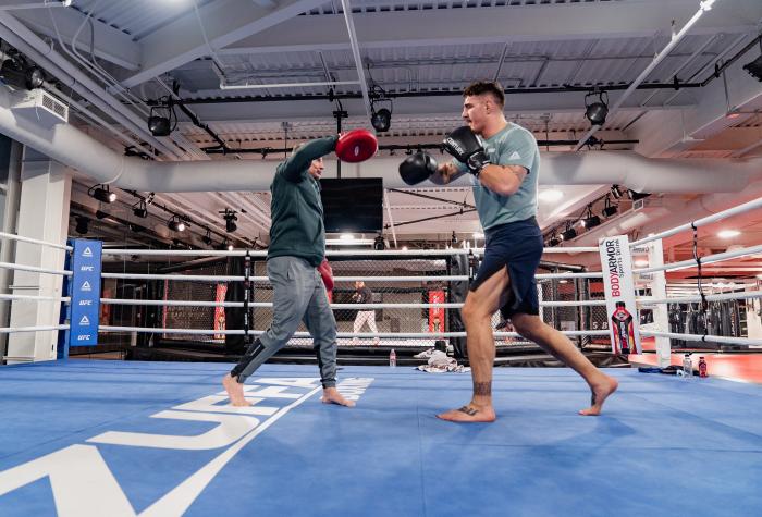Tom Aspinall trains for his fight at UFC Fight Night: Blaydes vs Lewis at the UFC Performance Institute on February 17, 2021. (Photo by Zac Pacleb)